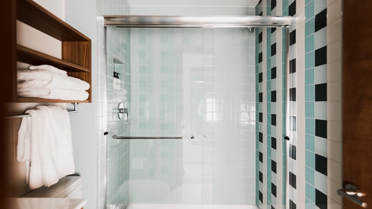 Photo of Bathroom in Hale