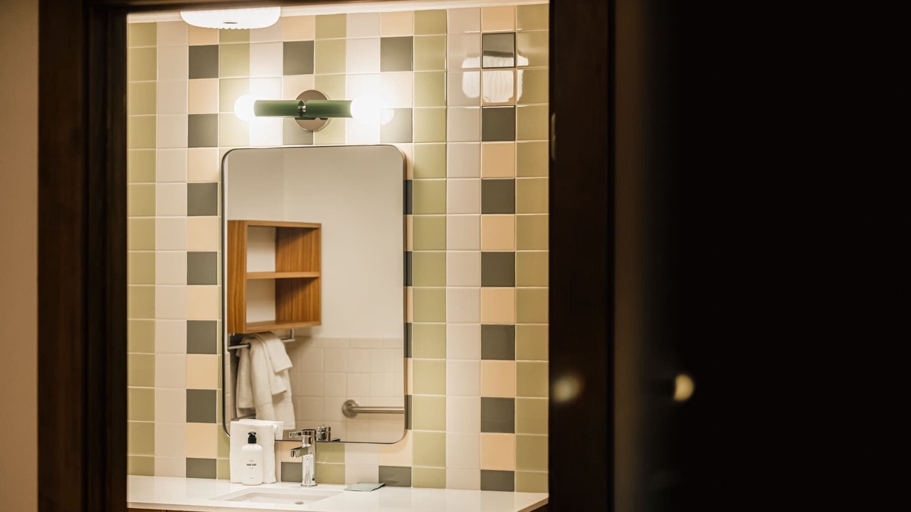 Photo of Bathroom in Hale