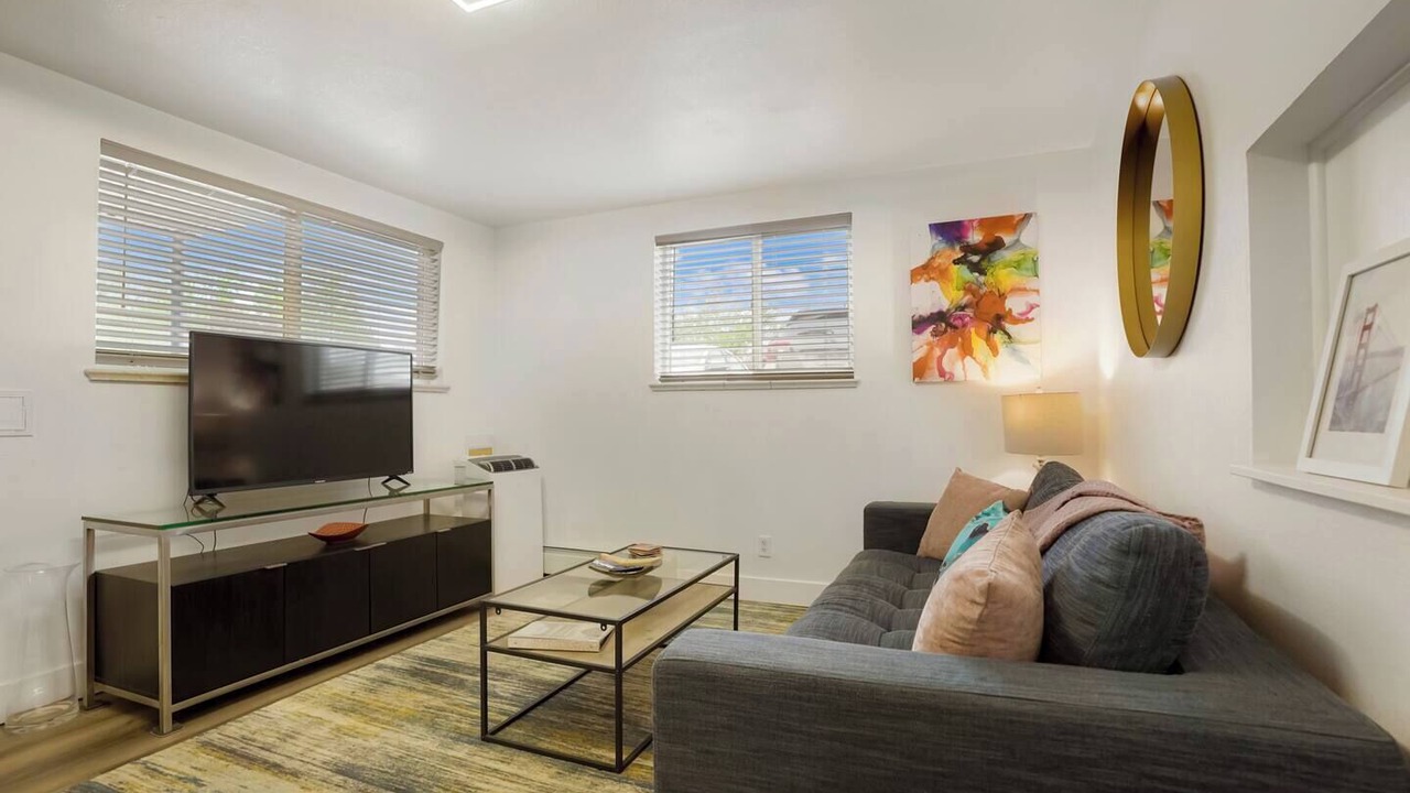 Photo of Livingroom in Arvada Plaza Area