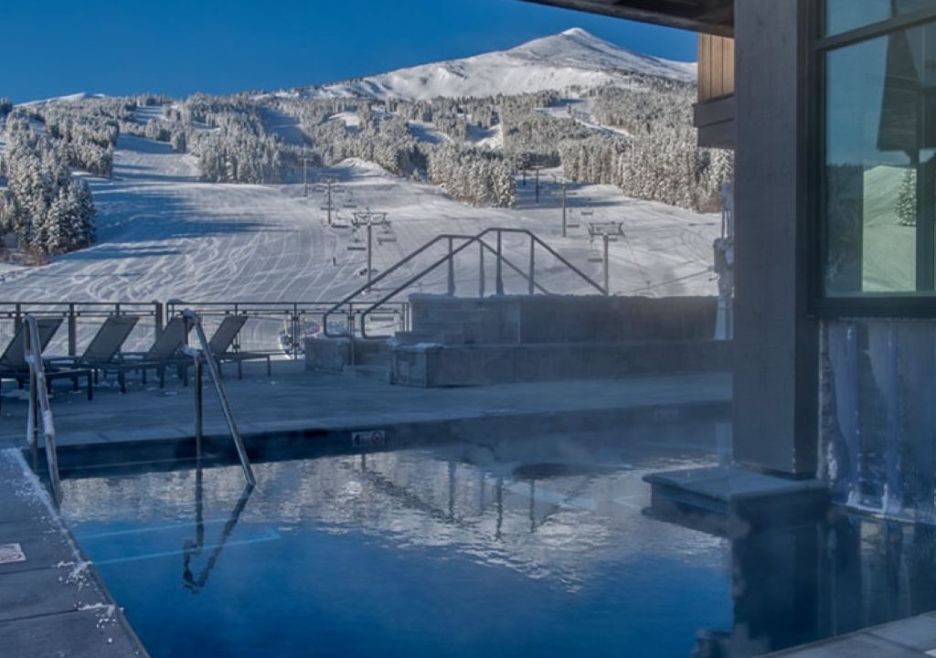 Photo of Outdoor in Peak 8