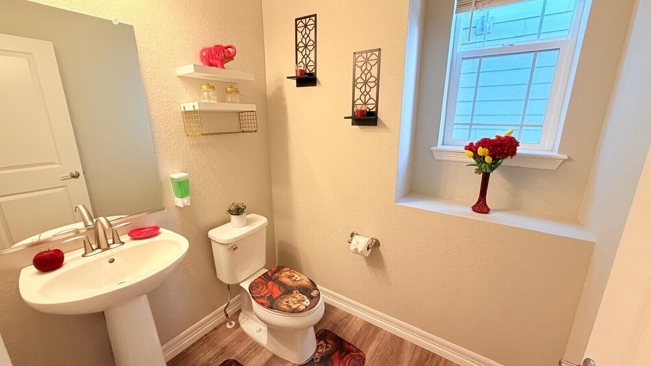 Photo of Bathroom in Commerce City
