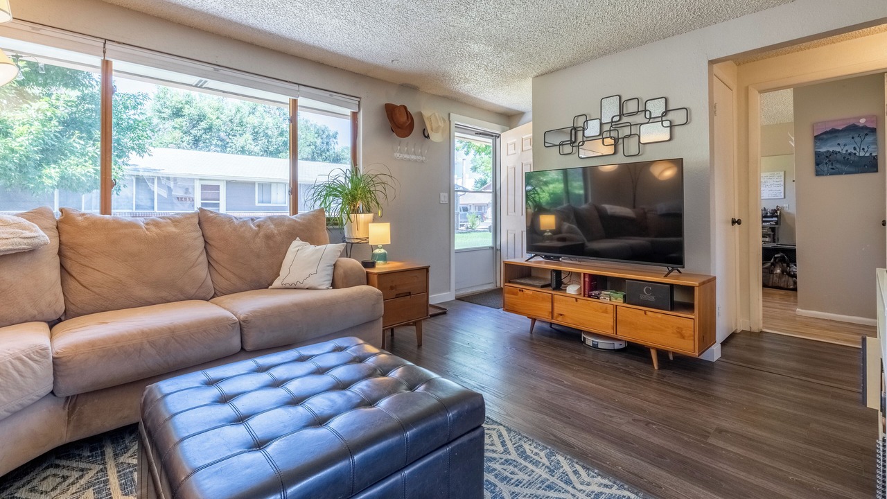 Photo of Livingroom in Loveland
