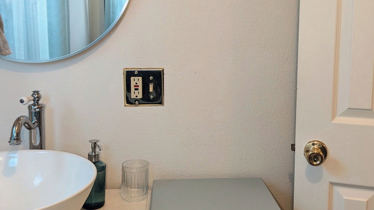 Photo of Bathroom in Cole