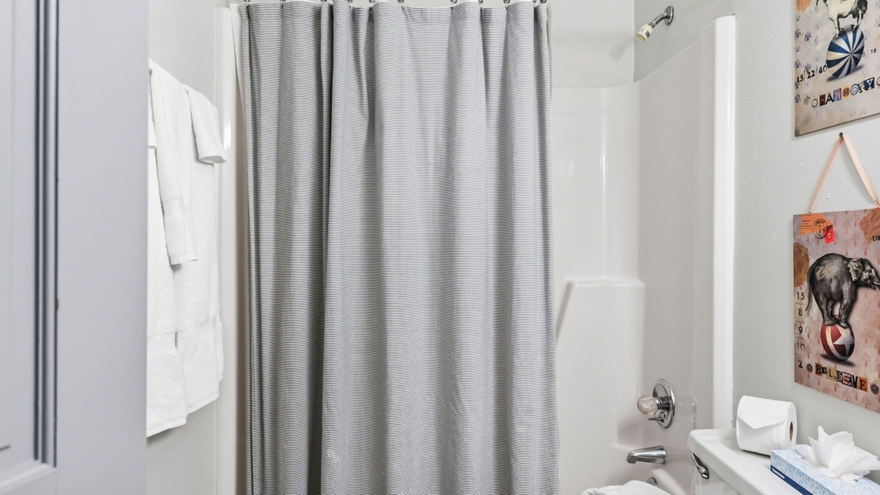 Photo of Bathroom in Warrior's Mark