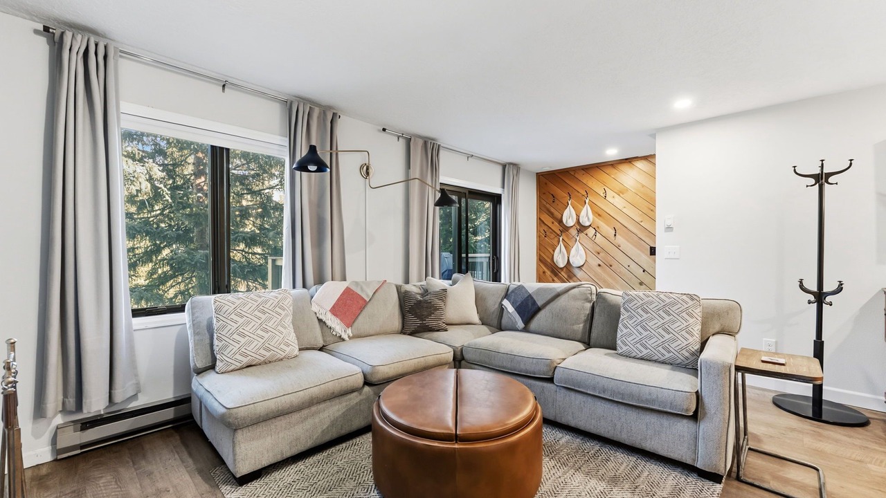 Photo of Livingroom in Warrior's Mark