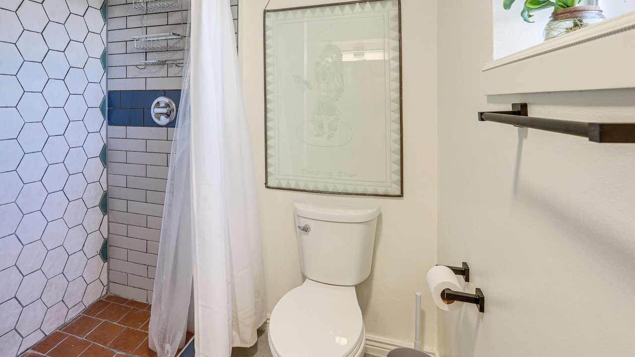 Photo of Bathroom in Mar Lee