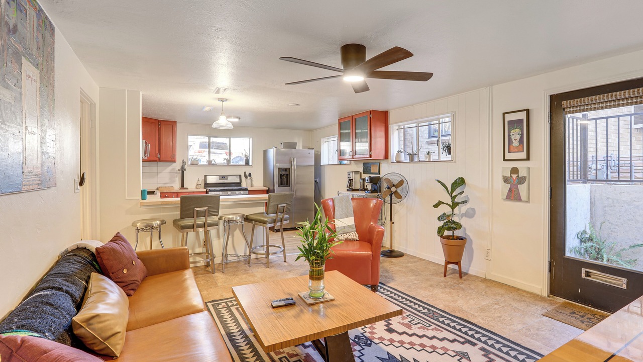 Photo of Livingroom in Mar Lee