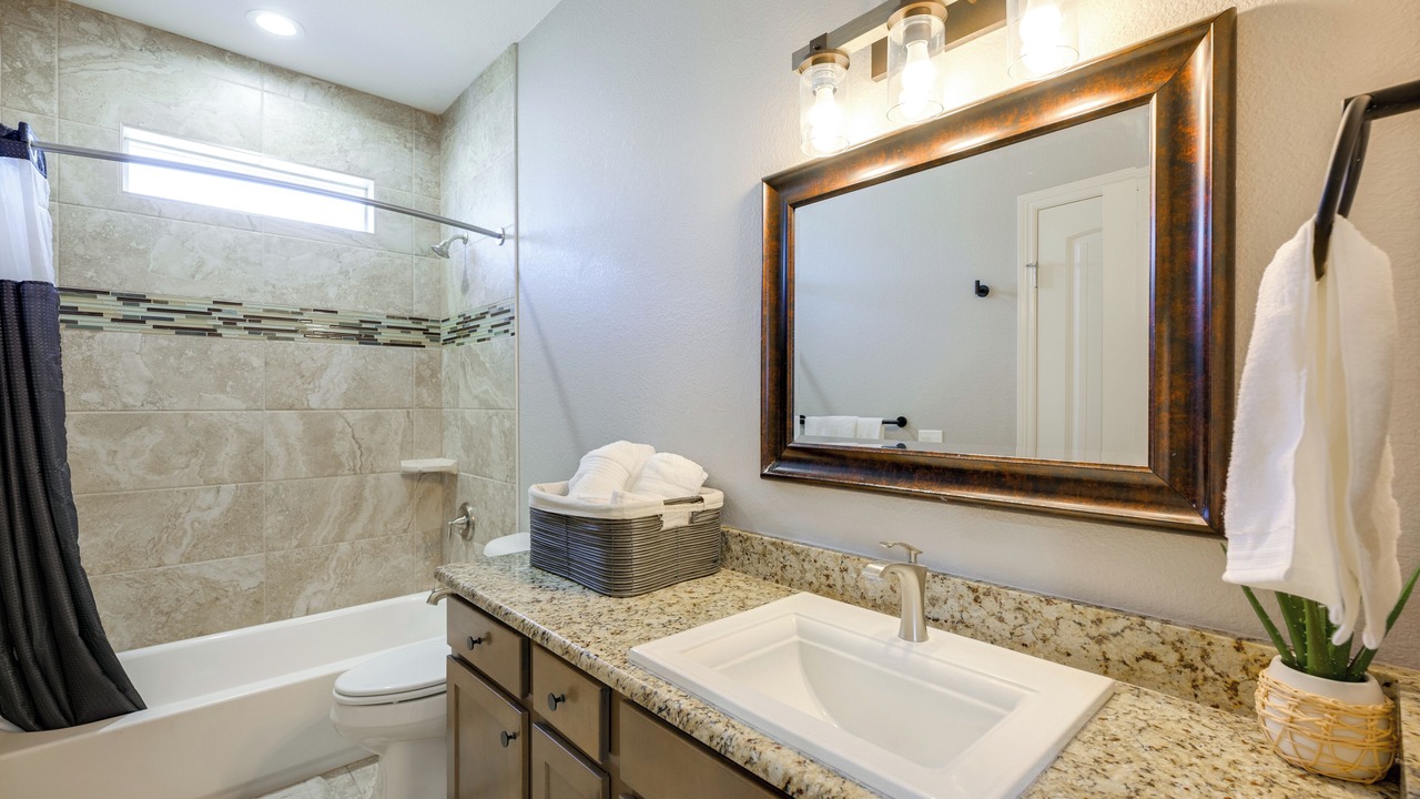 Photo of Bathroom in Alamosa