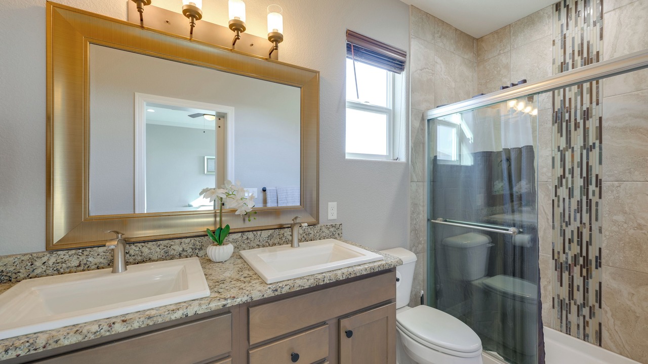 Photo of Bathroom in Alamosa