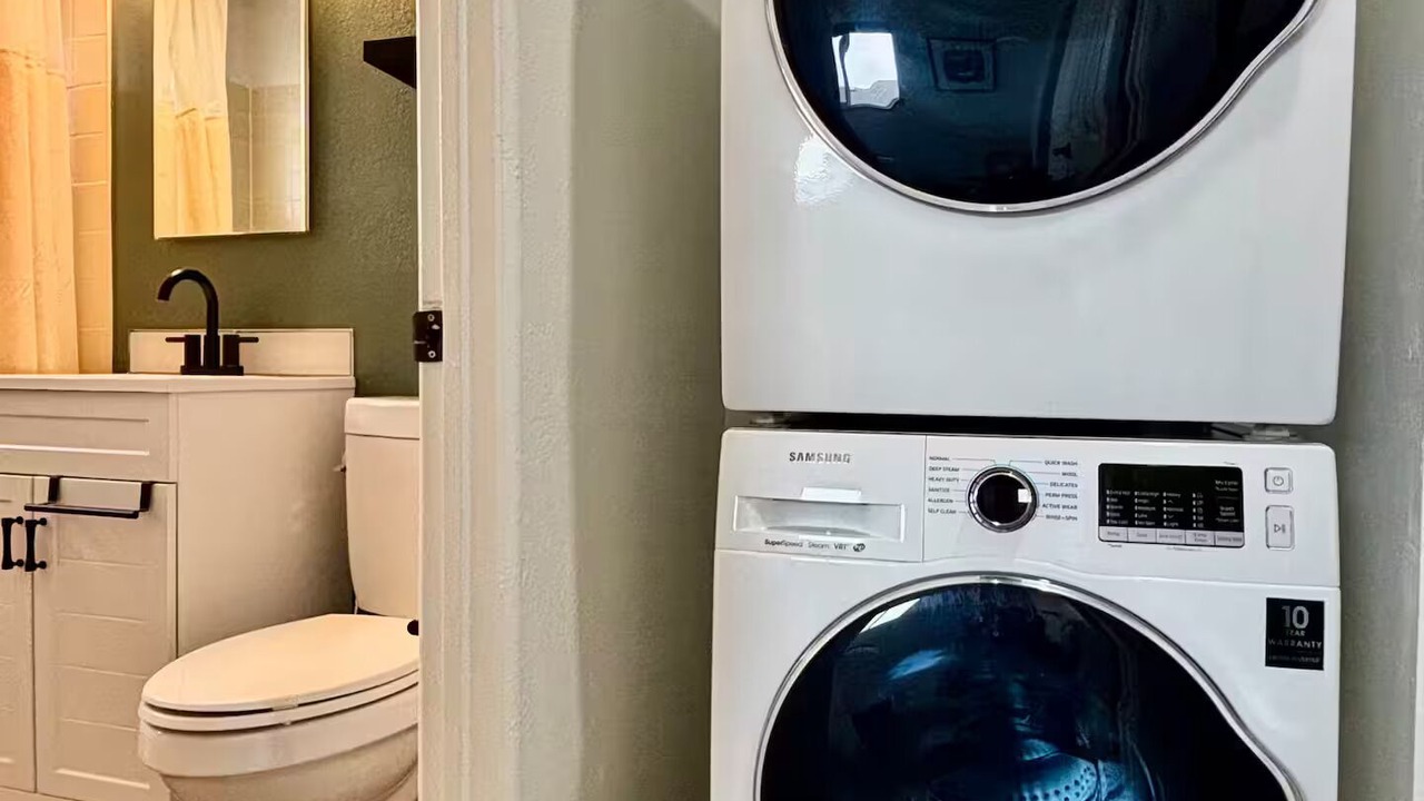 Photo of Bathroom in Arvada Plaza Area