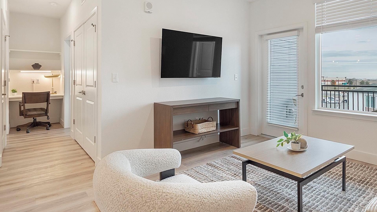 Photo of Livingroom in Firestone