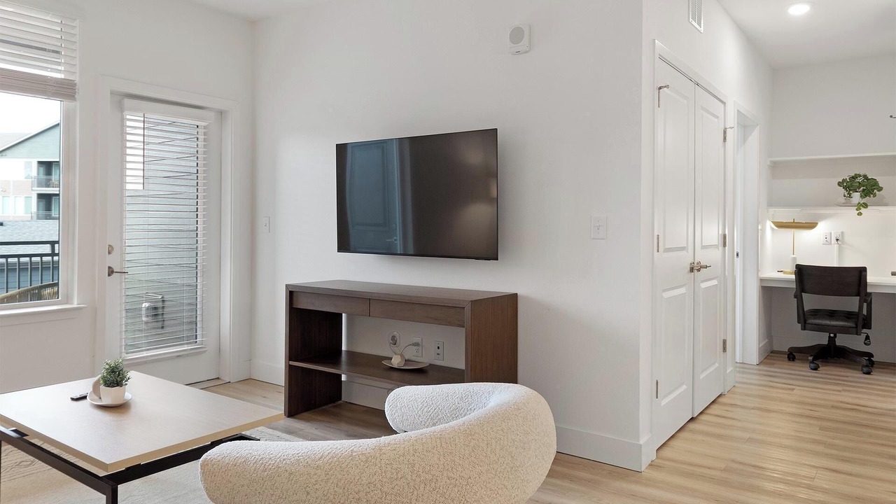 Photo of Livingroom in Firestone