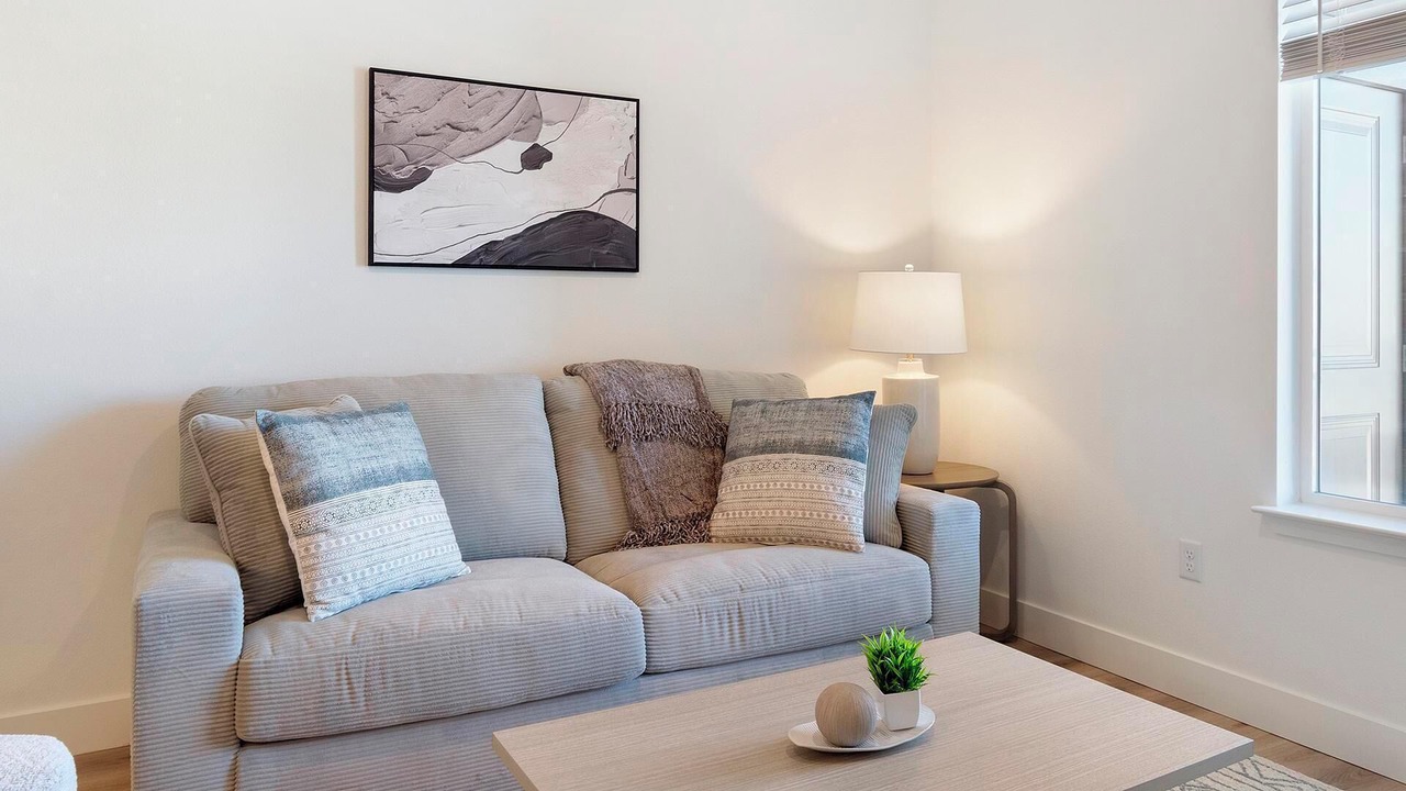 Photo of Livingroom in Firestone