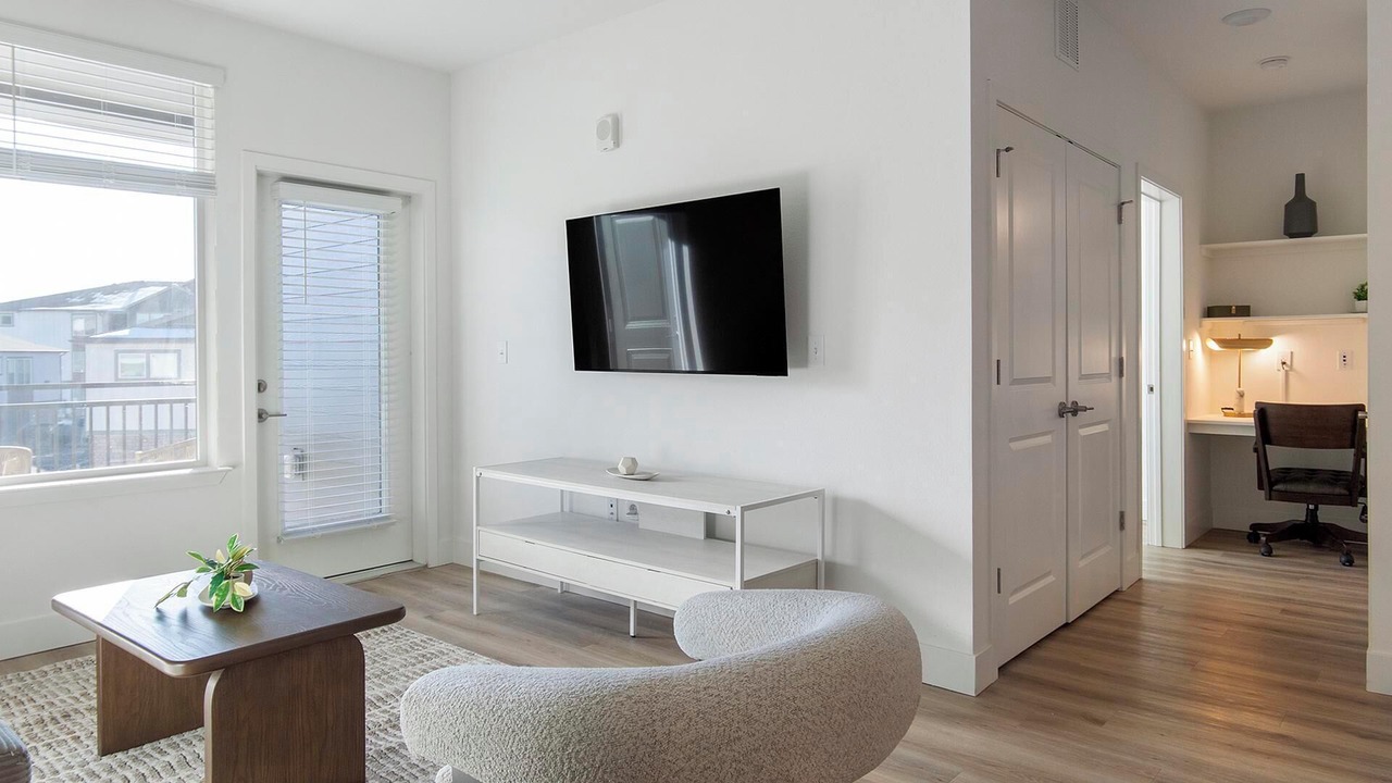 Photo of Livingroom in Firestone