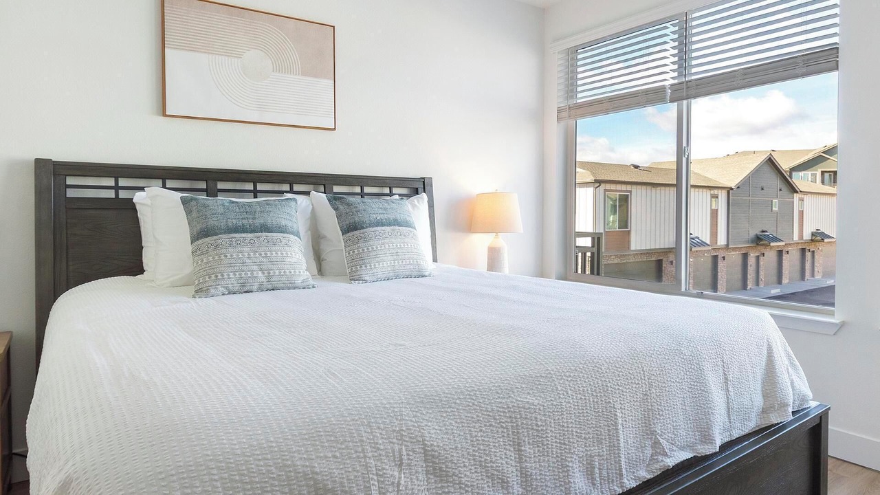 Photo of Bedroom in Firestone