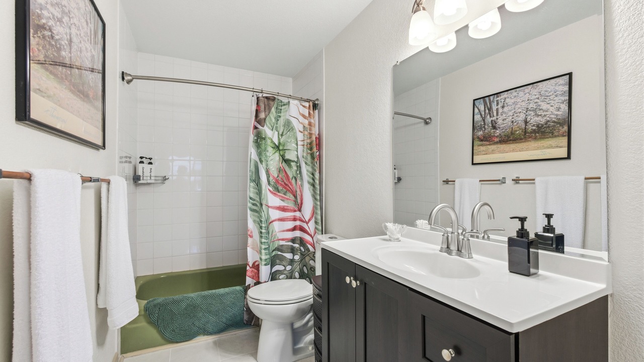 Photo of Bathroom in East Boulder