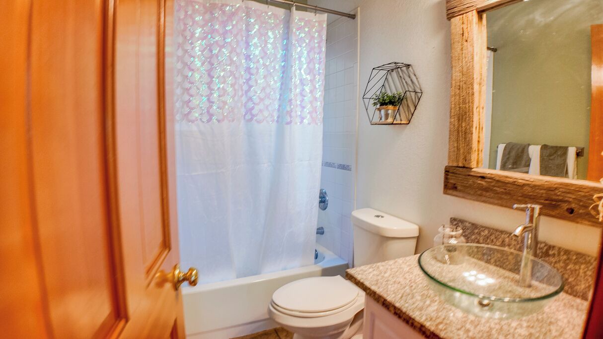 Photo of Bathroom in Kings Valley