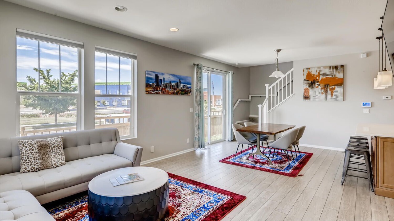 Photo of Livingroom in Stapleton