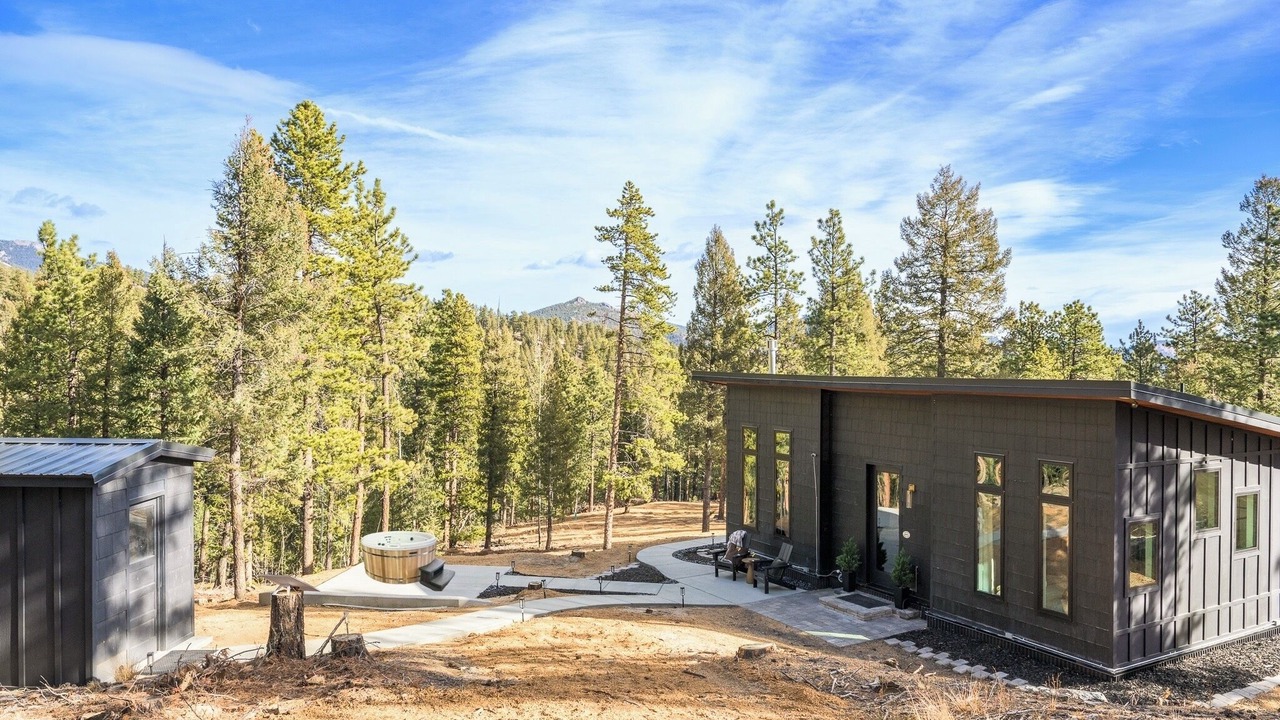 Photo of Outdoor in Bailey