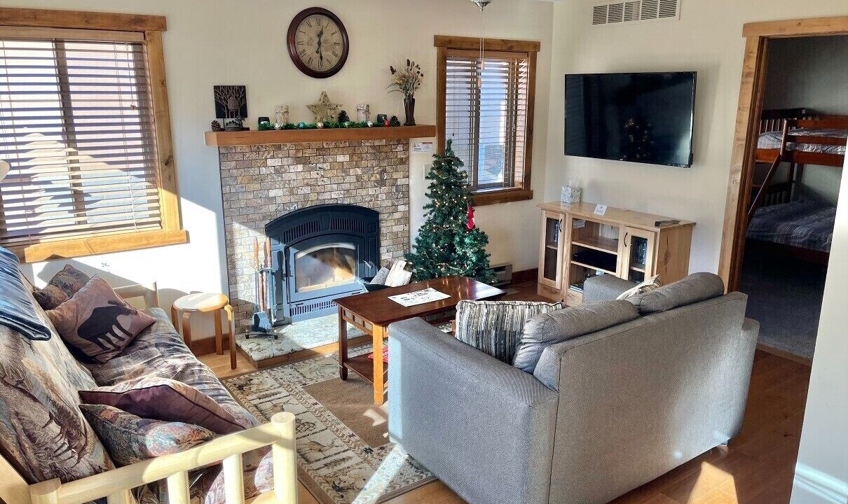 Photo of Livingroom in Estes Park