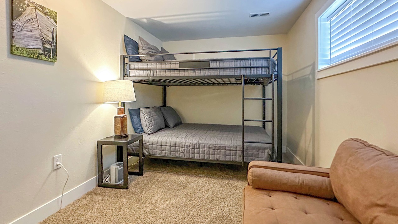 Photo of Bedroom in Ruby Hill