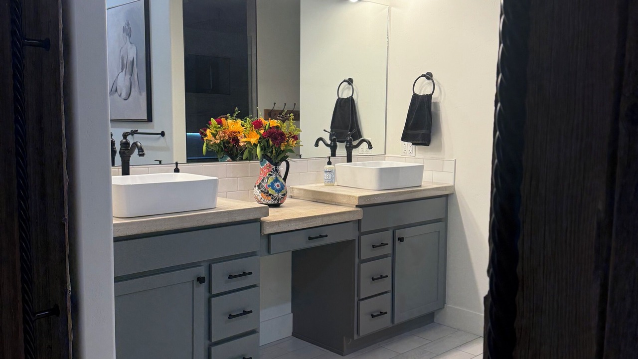 Photo of Bathroom in Loma