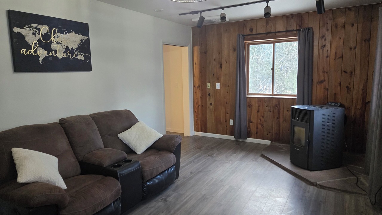 Photo of Livingroom in Bailey