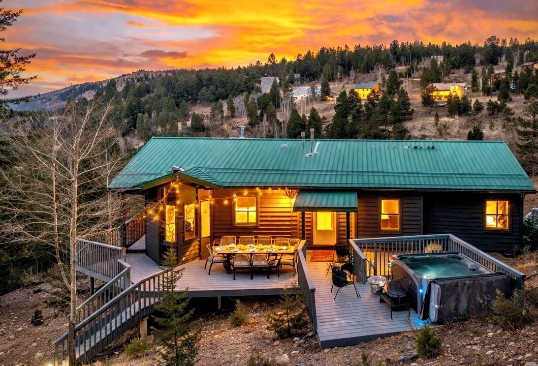 Photo of Outdoor in Black Hawk