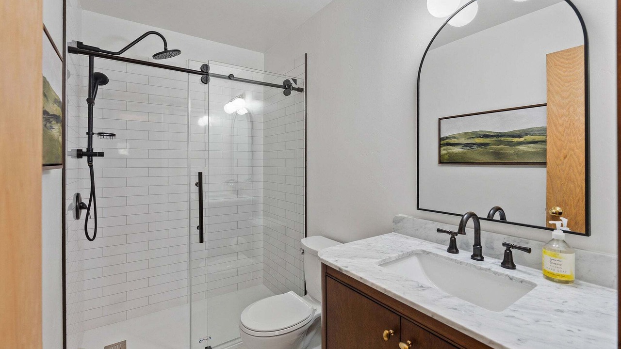 Photo of Bathroom in Edwards