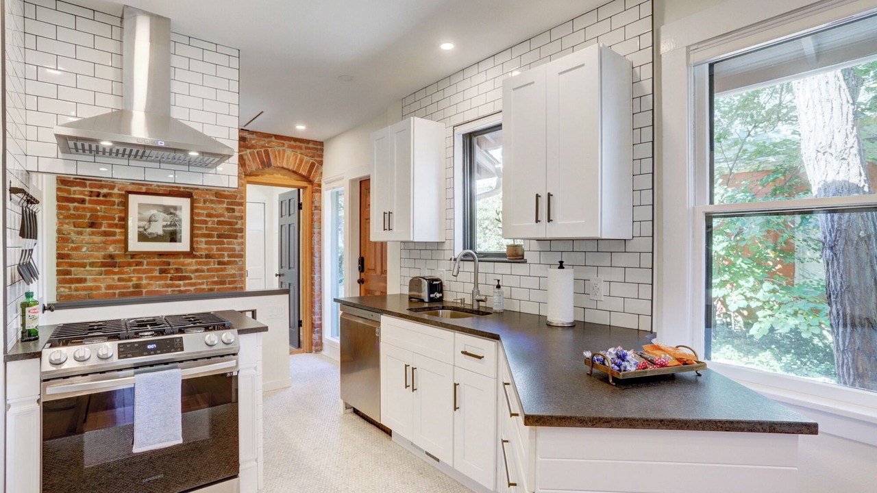 Photo of Kitchen in Mapleton Hill