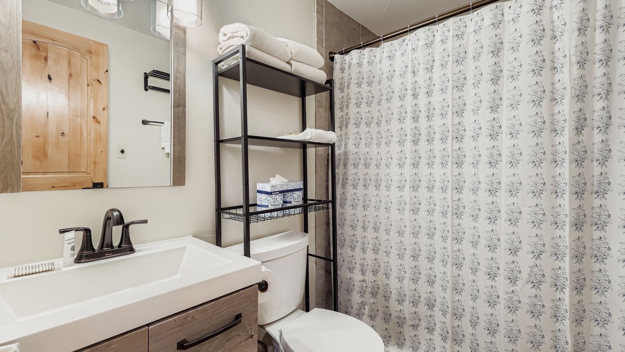 Photo of Bathroom in Mountain House