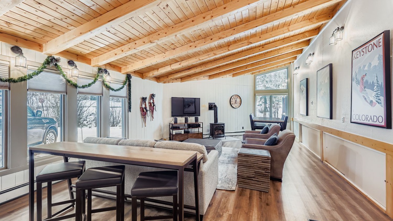 Photo of Livingroom in Mountain House