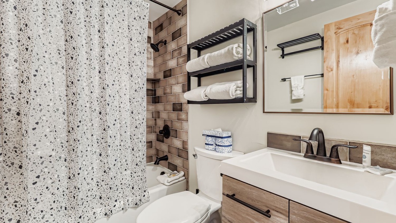 Photo of Bathroom in Mountain House