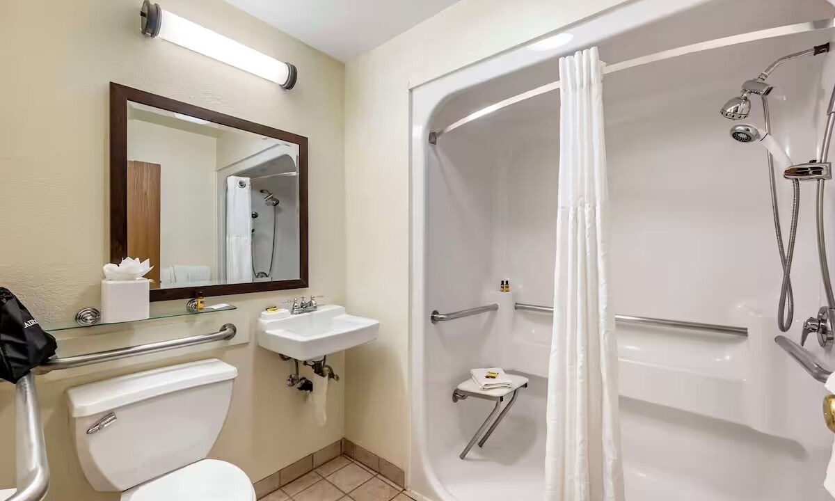 Photo of Bathroom in Eagle