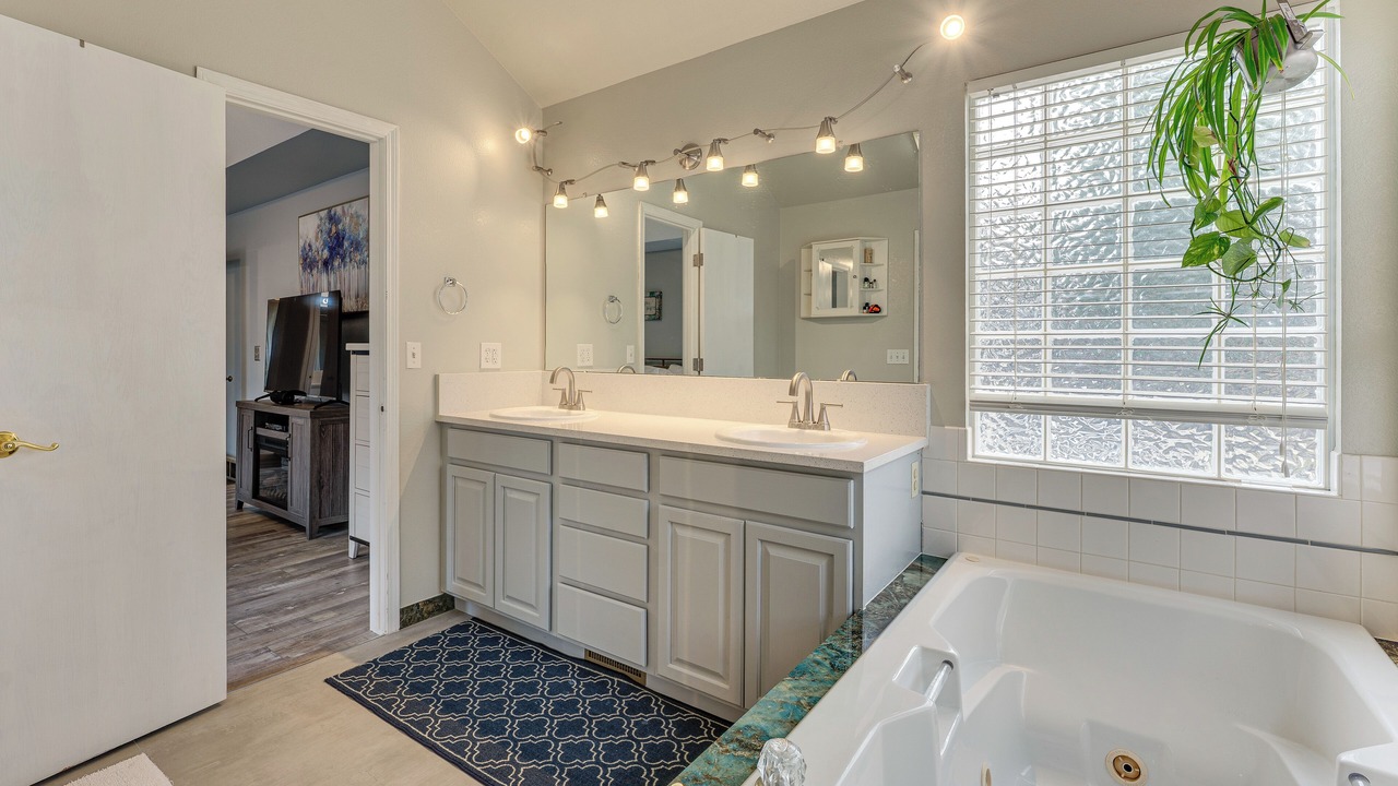 Photo of Bathroom in Berthoud