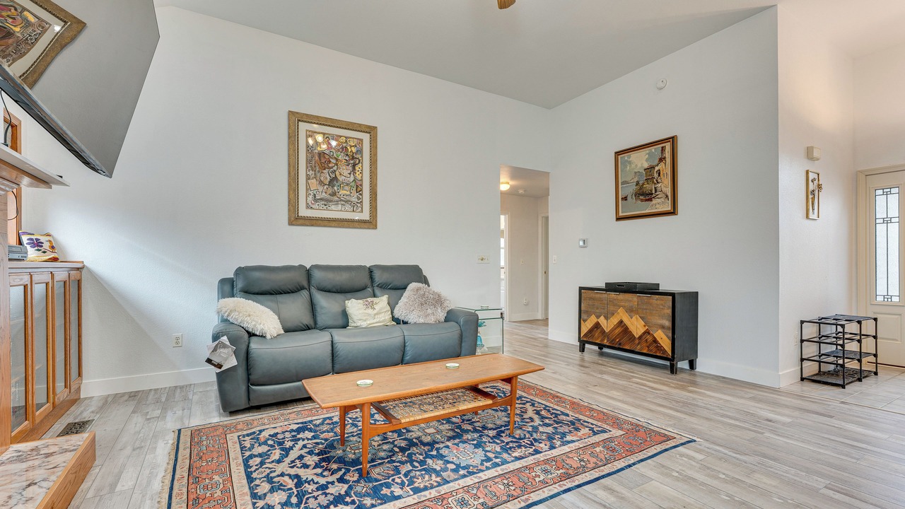 Photo of Livingroom in Berthoud