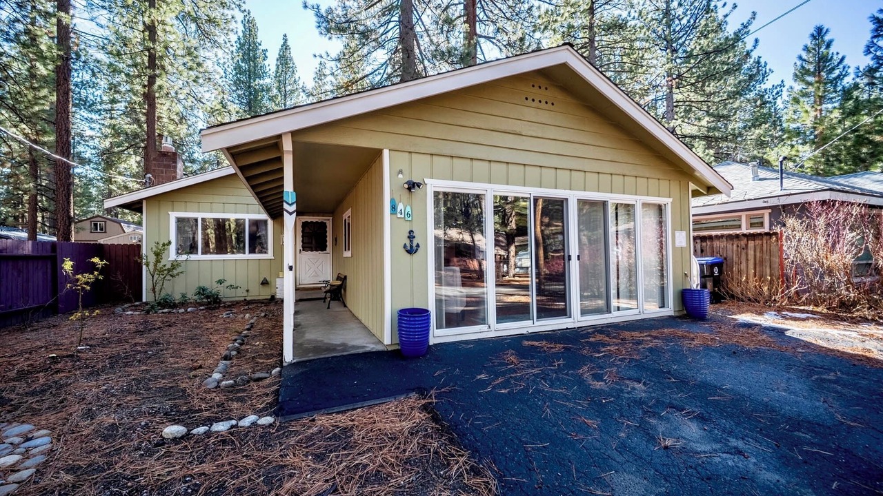 Photo of Outdoor in Al Tahoe