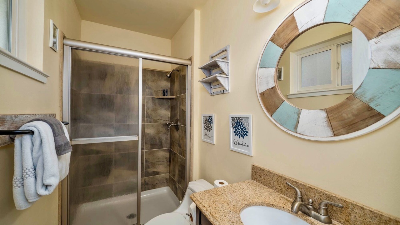 Photo of Bathroom in Al Tahoe
