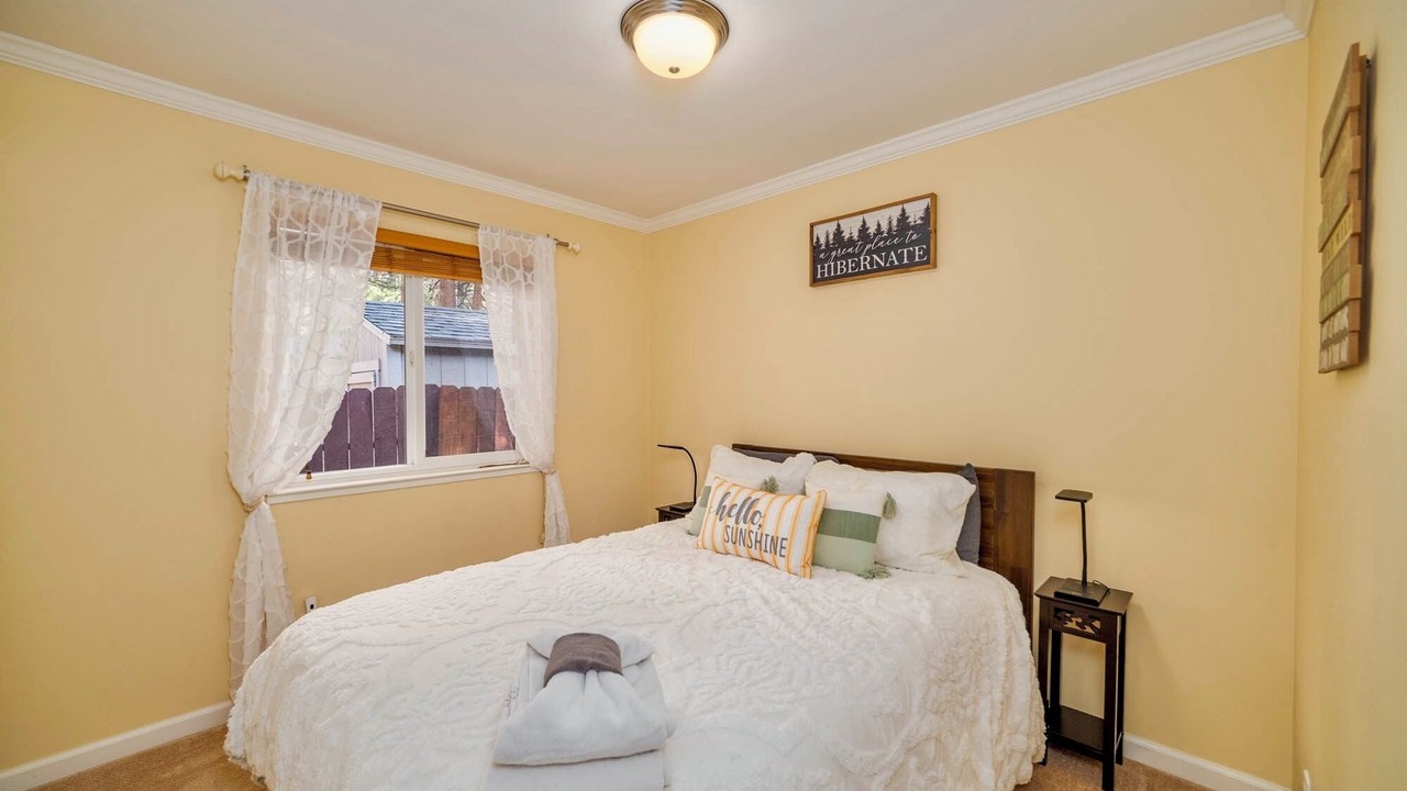 Photo of Bedroom in Al Tahoe