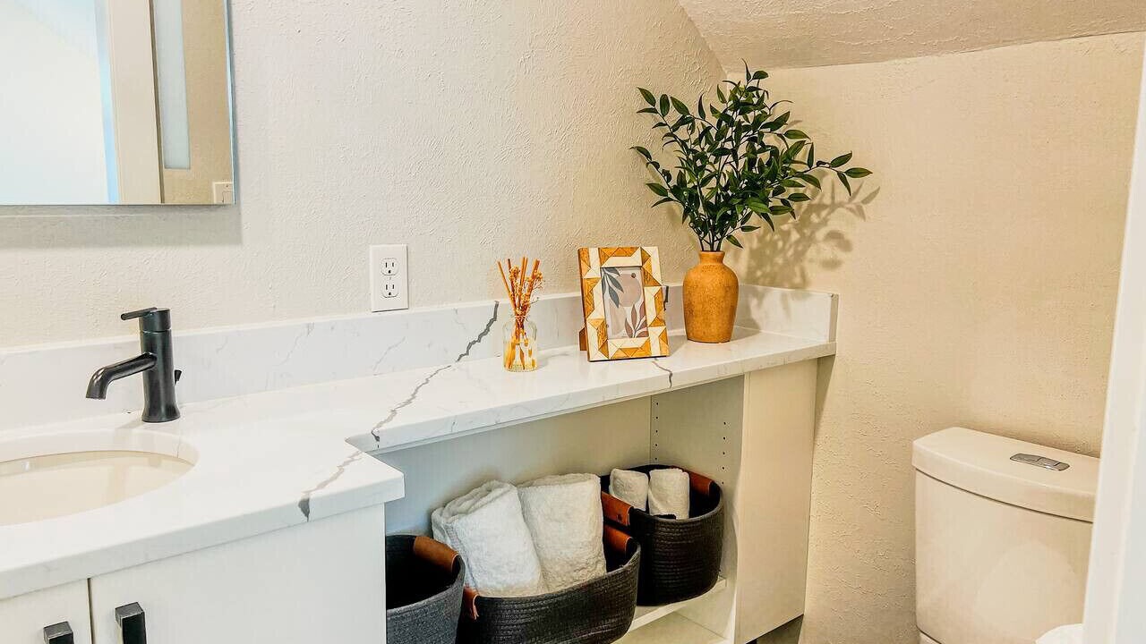 Photo of Bathroom in Mapleton Hill
