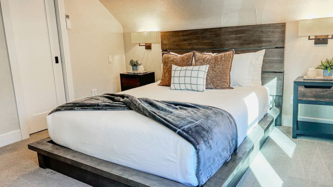 Photo of Bedroom in Mapleton Hill