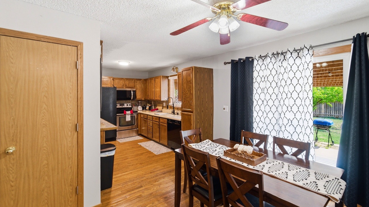 Photo of Kitchen in Garden City