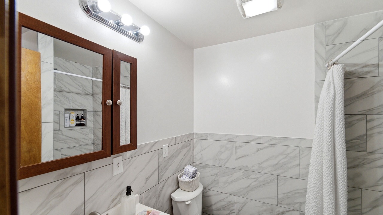 Photo of Bathroom in Garden City
