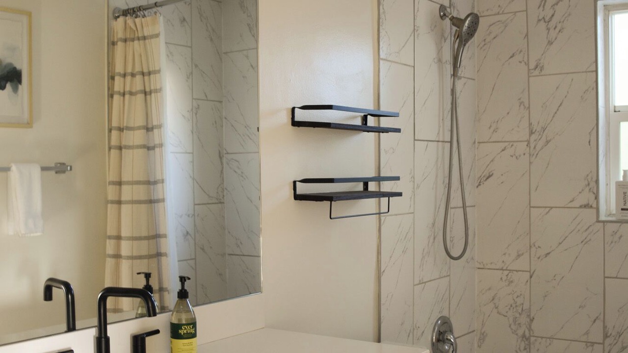 Photo of Bathroom in Barths