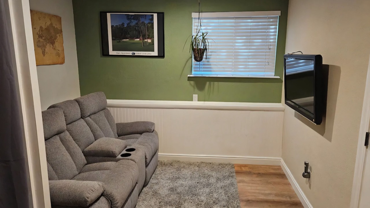 Photo of Livingroom in Sloan Lake