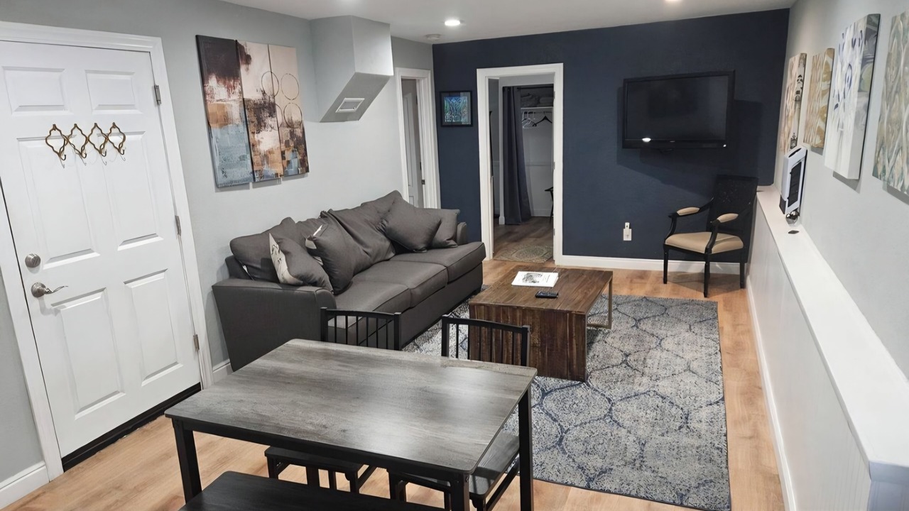 Photo of Livingroom in Sloan Lake