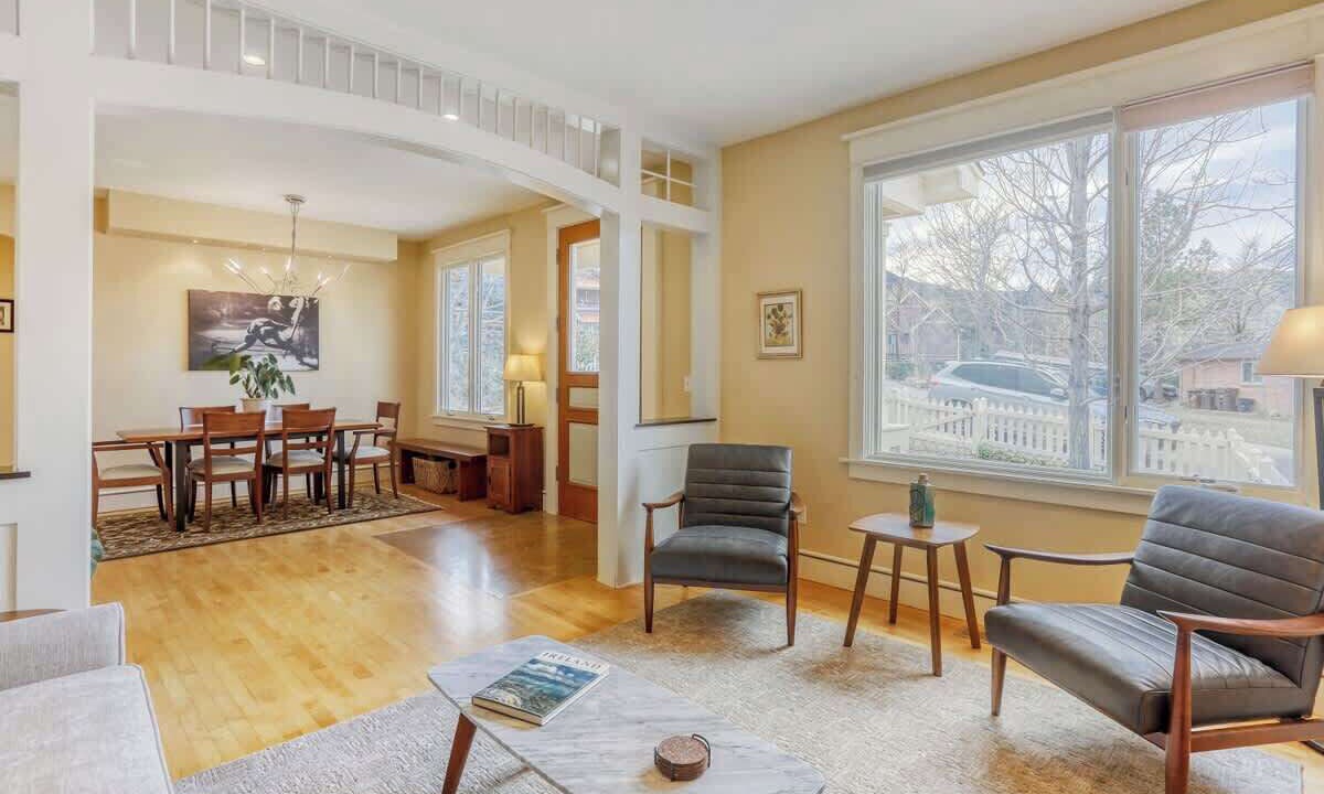 Photo of Livingroom in Old North Boulder