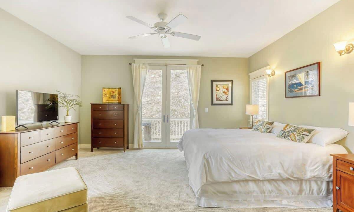 Photo of Bedroom in Old North Boulder