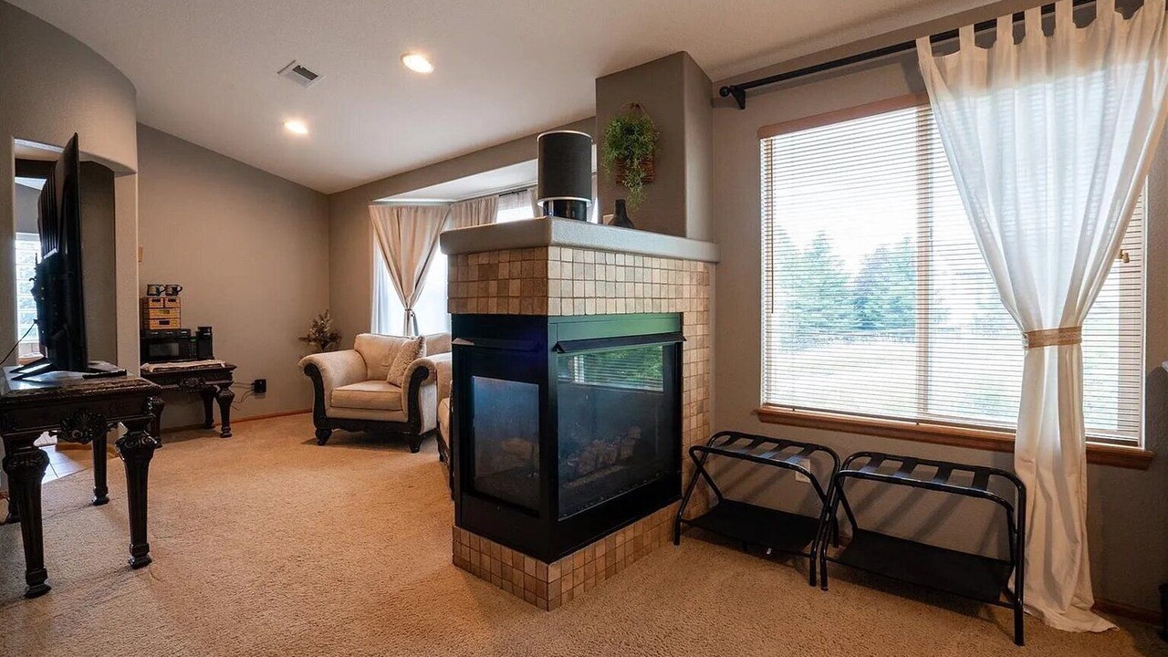 Photo of Livingroom in Castle Rock