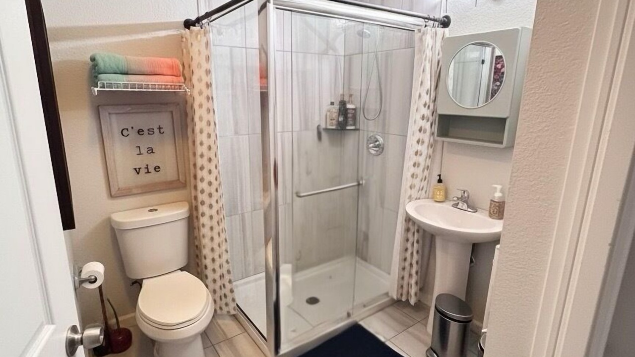Photo of Bathroom in East Colfax